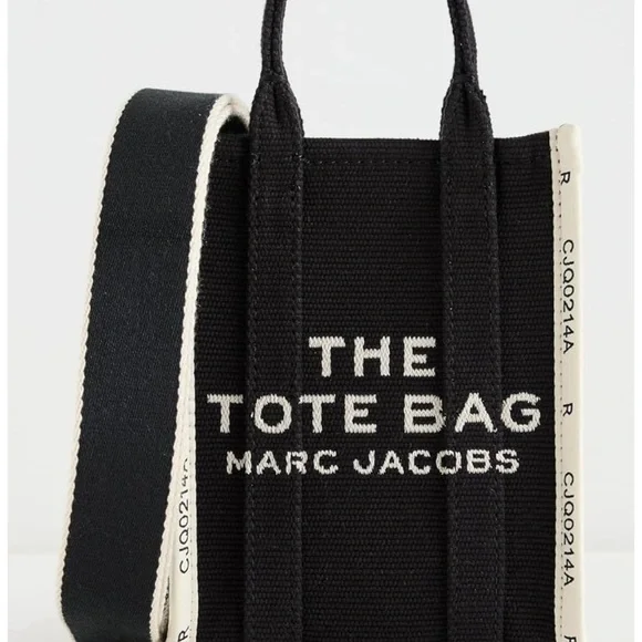- Marc Jacobs Black Tote Bag ‼️NEW - Picture 3 of 16